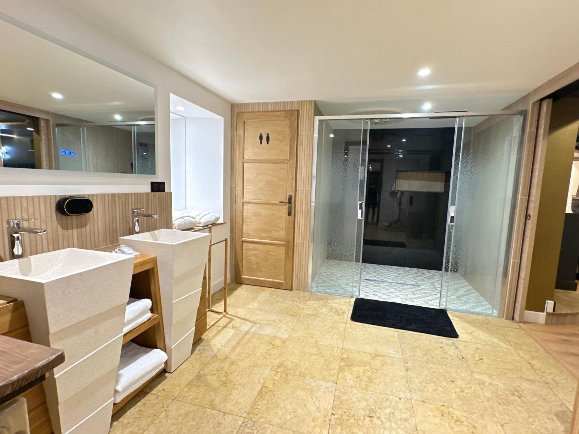 Bed and Breakfast Eden De Roques Кастр Экстерьер фото